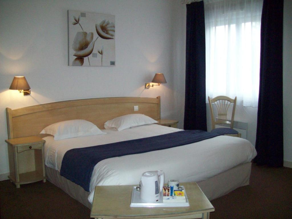 Le Charollais Motel Restaurant Contact-Hotel Vitry-en-Charollais Bilik gambar